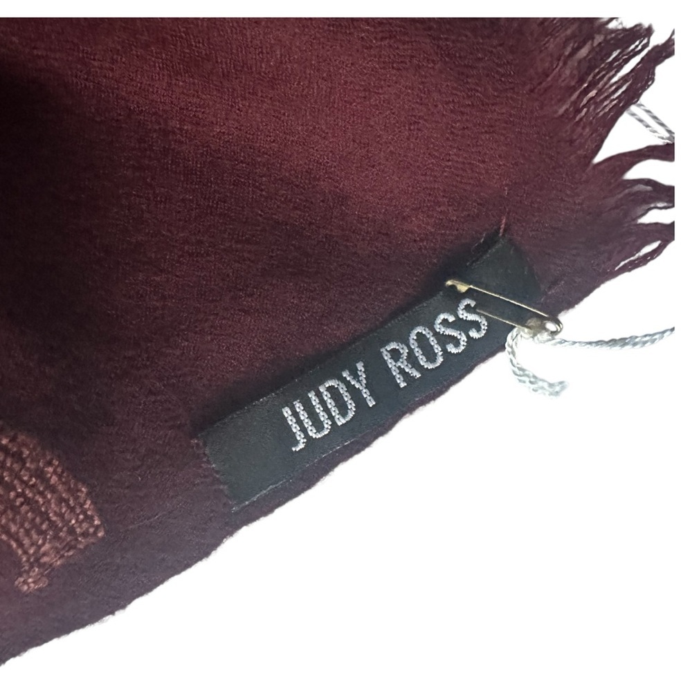 Judy Ross Burgundy Pink Hand Embroidered 100% Wool Scarf NWT - Picture 3 of 7